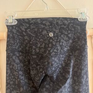 lululemon athletica Black Patterned Cropped Pants
